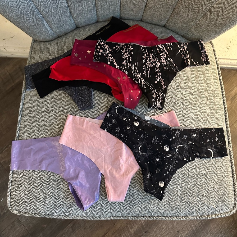 Victoria’s Secret Medium Lot - 8 thong panties, NWT/NWOT